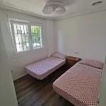 Spacious With Private Pool And Views
