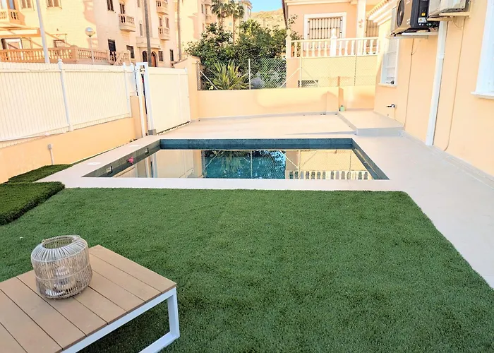 Spacious With Private Pool And Views Villa El Moncayo